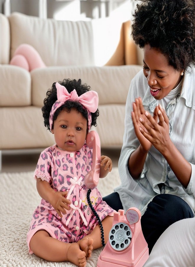 BABESIDE دمية طفلة سوداء واقعية من بيبي سايد، مقاس 20 بوصة، مصنوعة من الفينيل الناعم والقماش، مع مجموعة أدوات تغذية وعلبة هدايا للأطفال من عمر 3 سنوات فما فوق. - Image 5